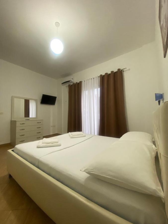 Holiday Home Shahini Ksamil Esterno foto